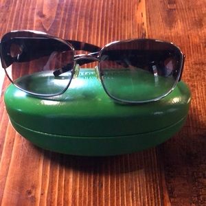 Kate spade sunglasses. So cute.